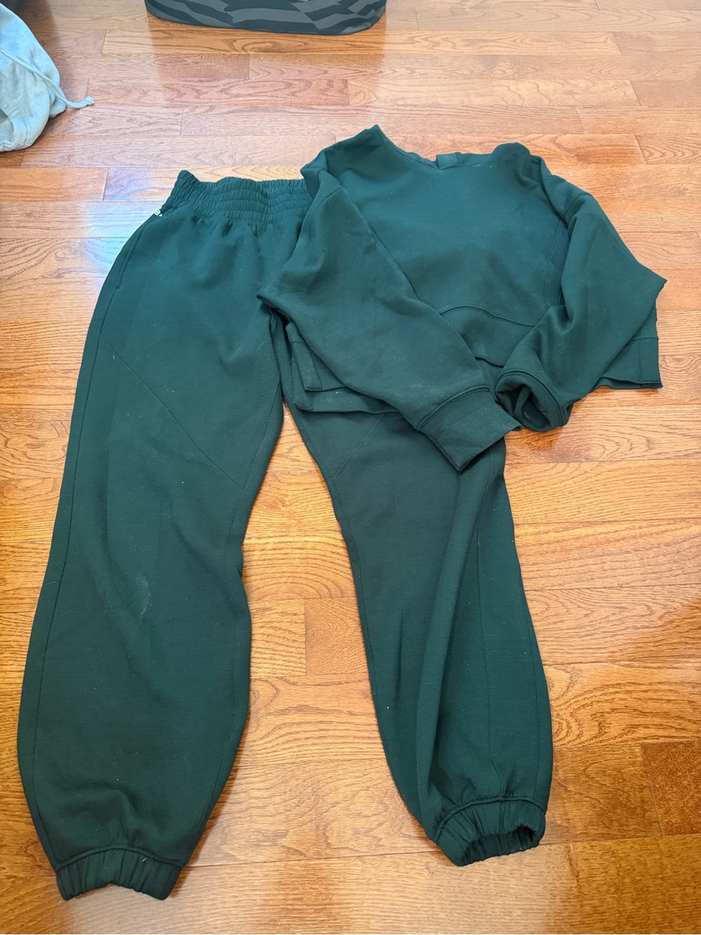 Kids Dark Green Jogger Sweatpants SET - Comfortable Everyday Bottoms